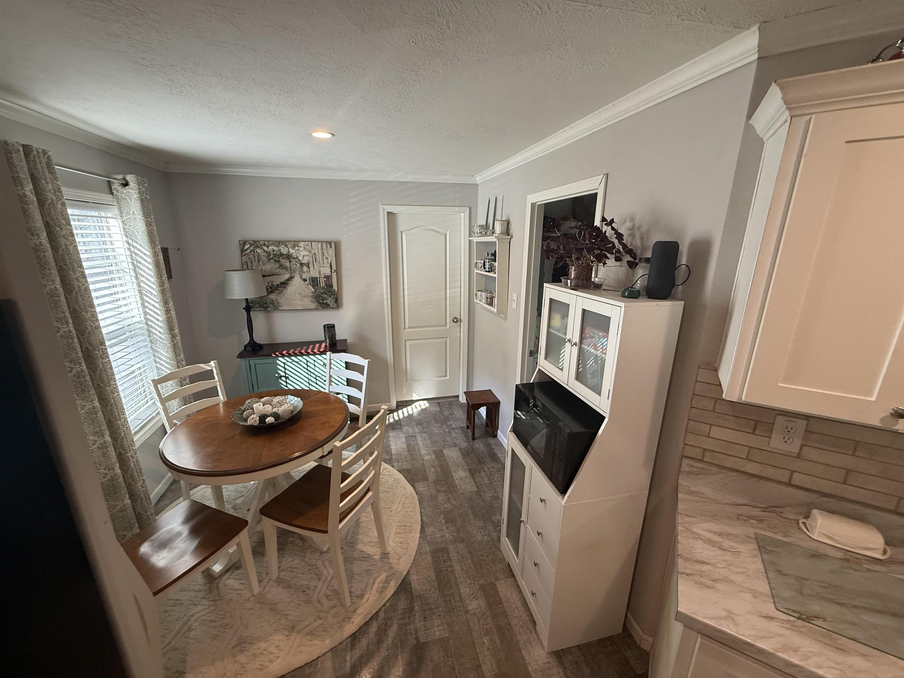 185 PINETREE RD