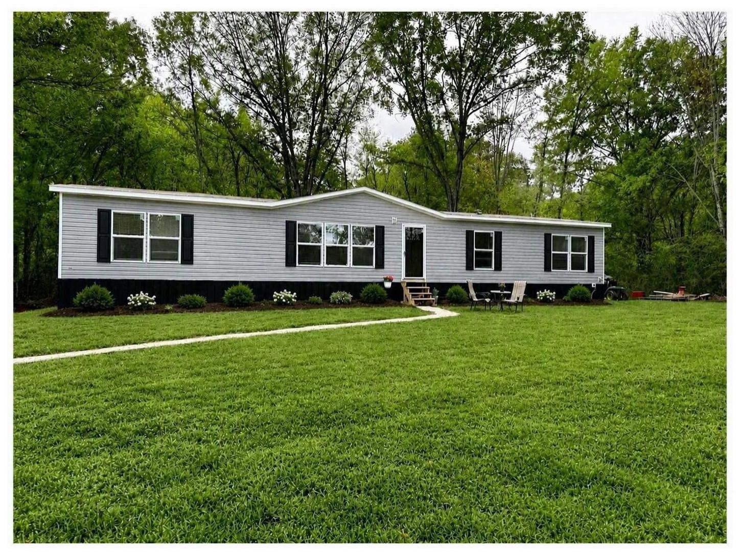 1060 JOANN RD