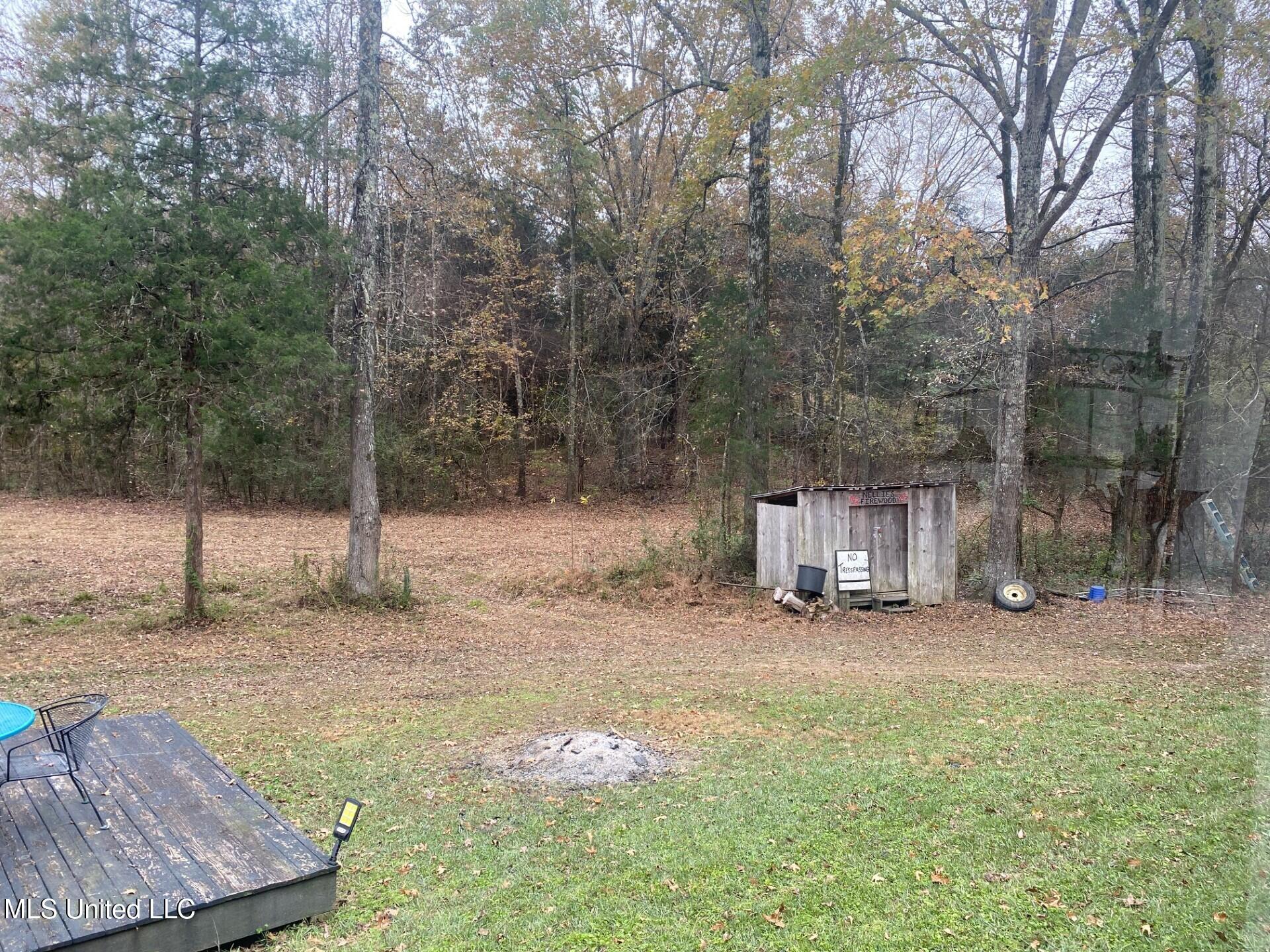 2085 Yellowdog Road