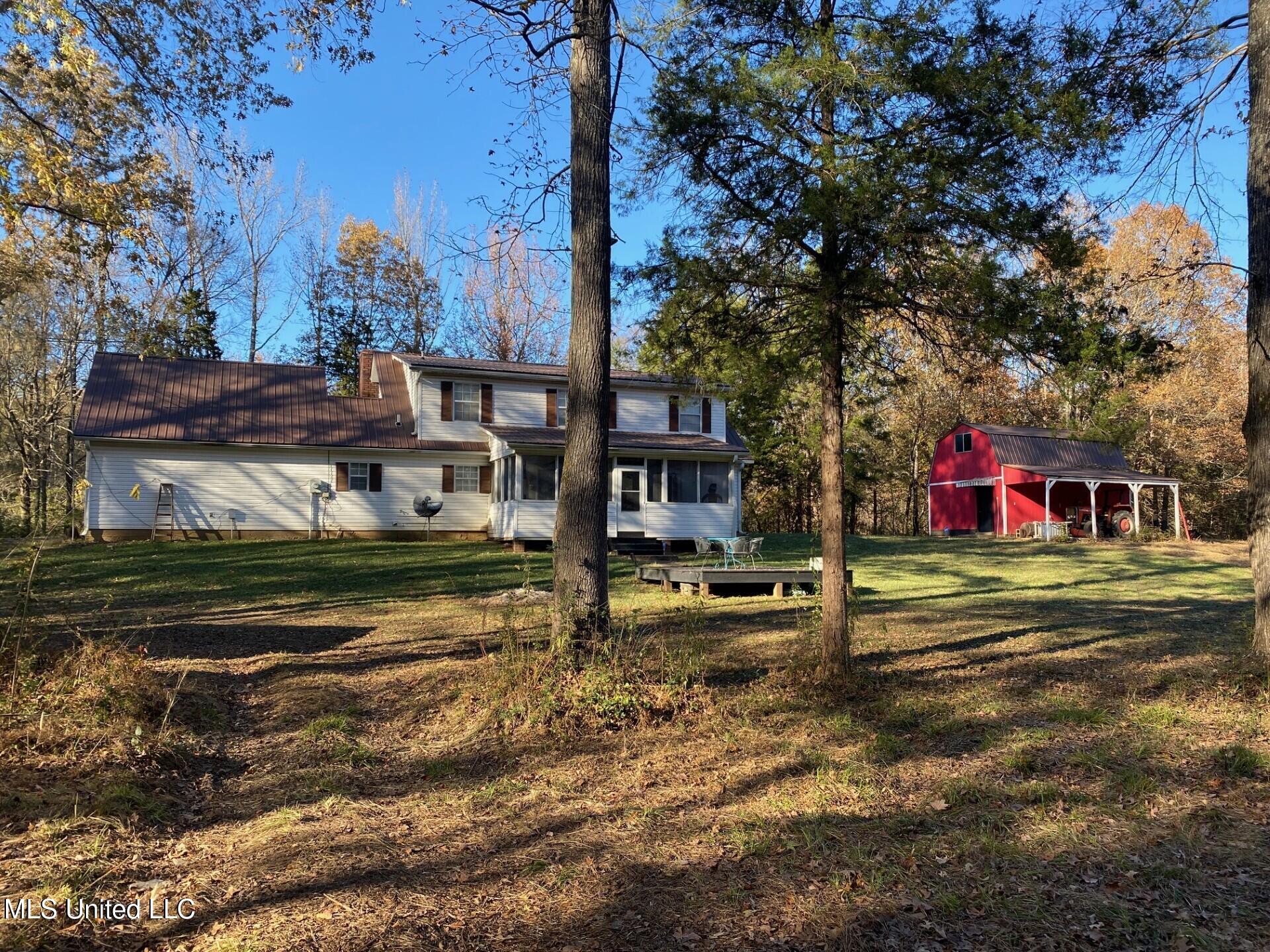 2085 Yellowdog Road