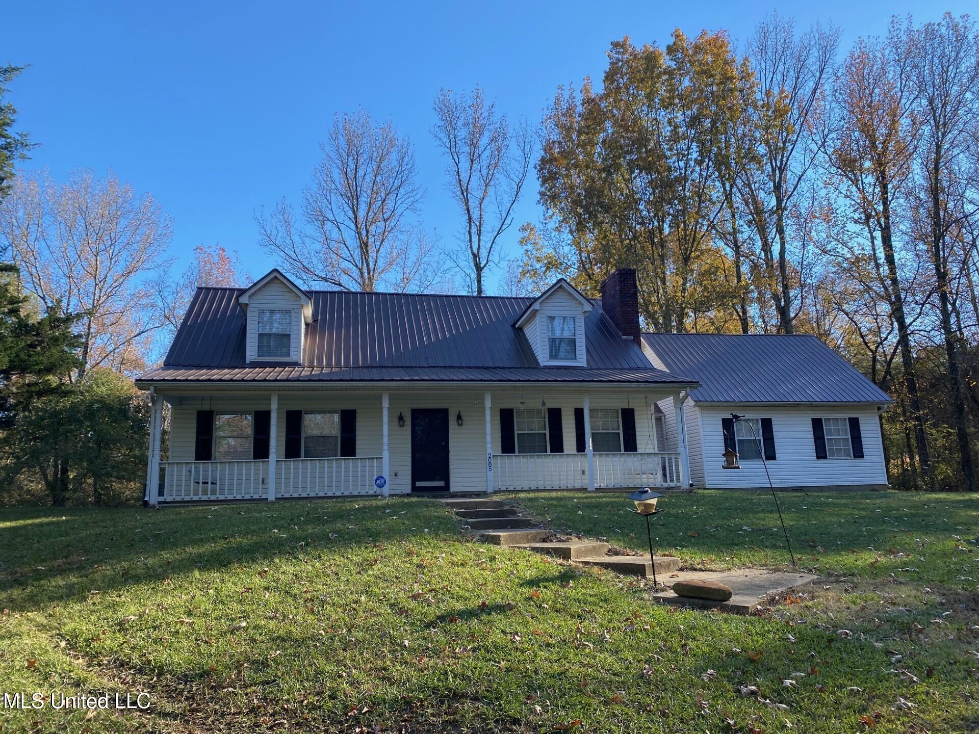 2085 Yellowdog Road