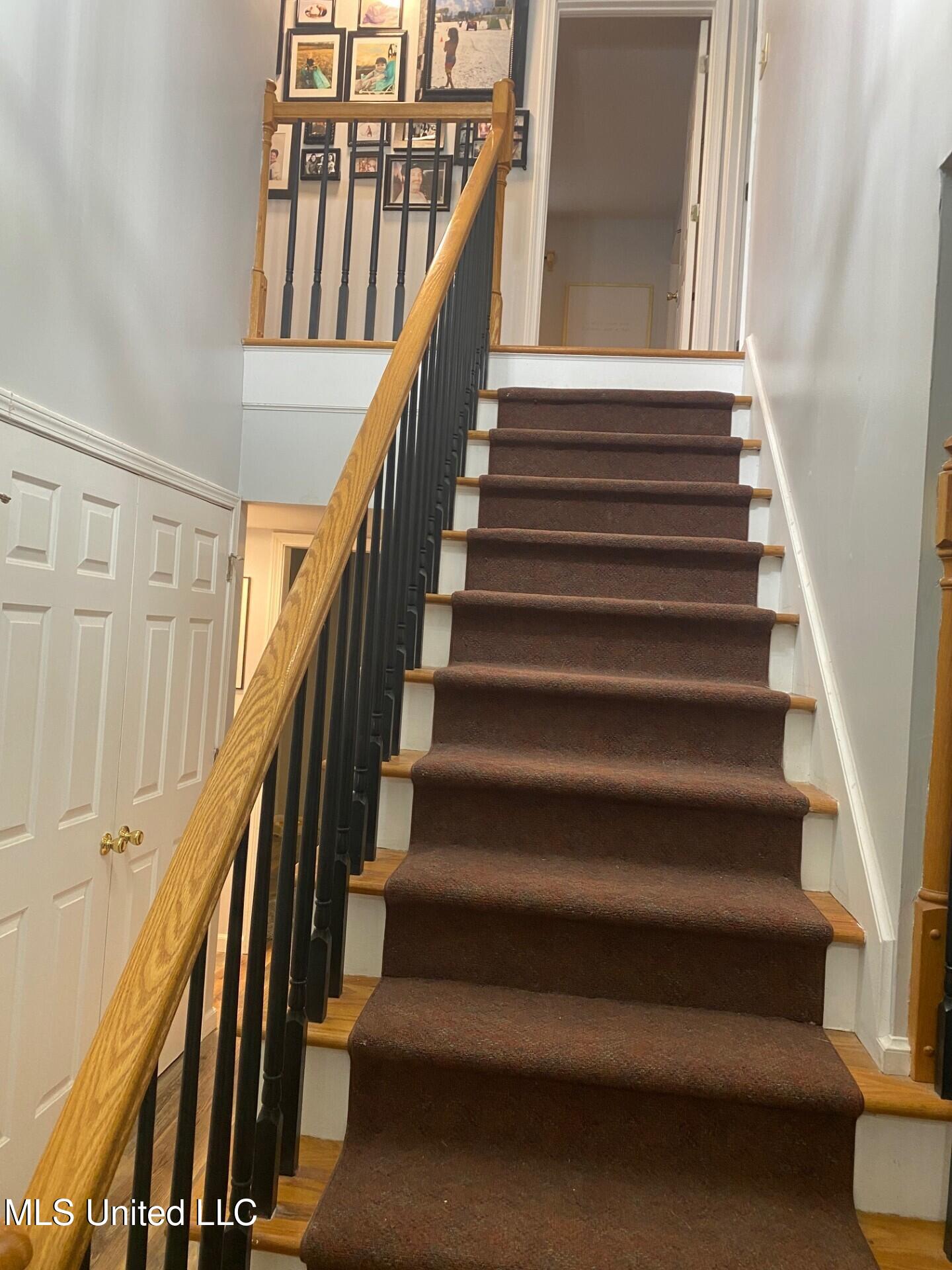 2085 Yellowdog Road