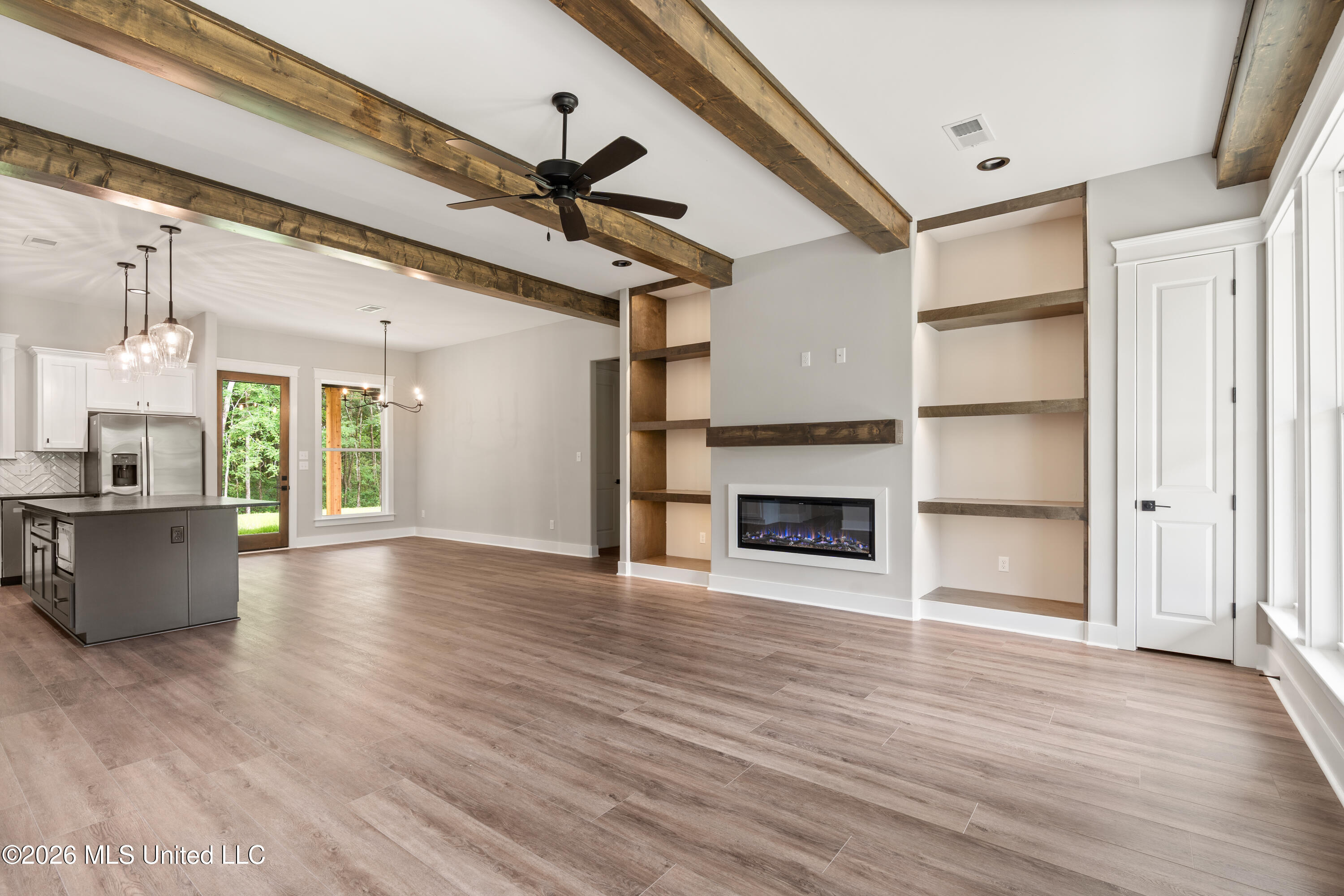 124 Drake Lane