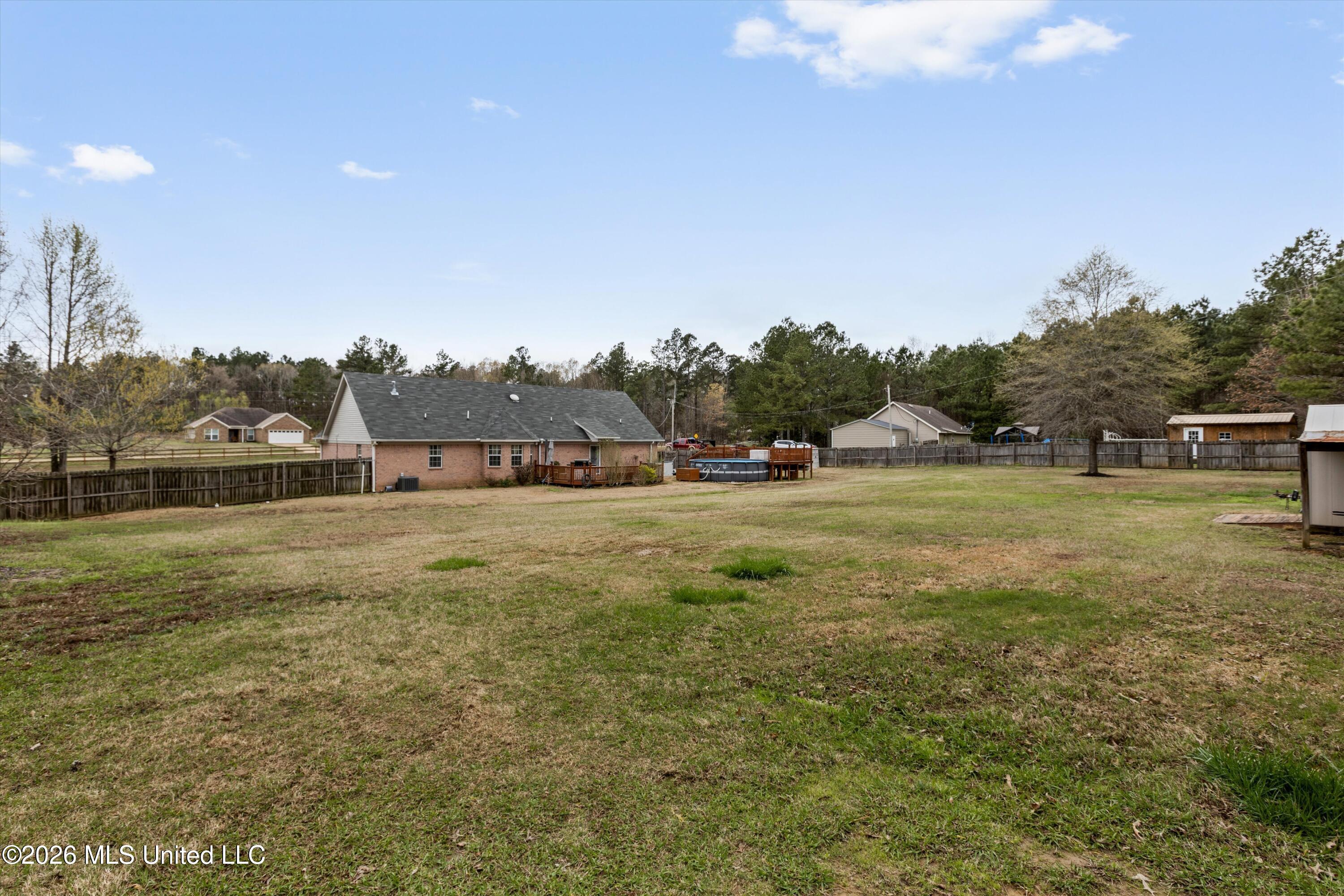 107 Hummingbird Lane