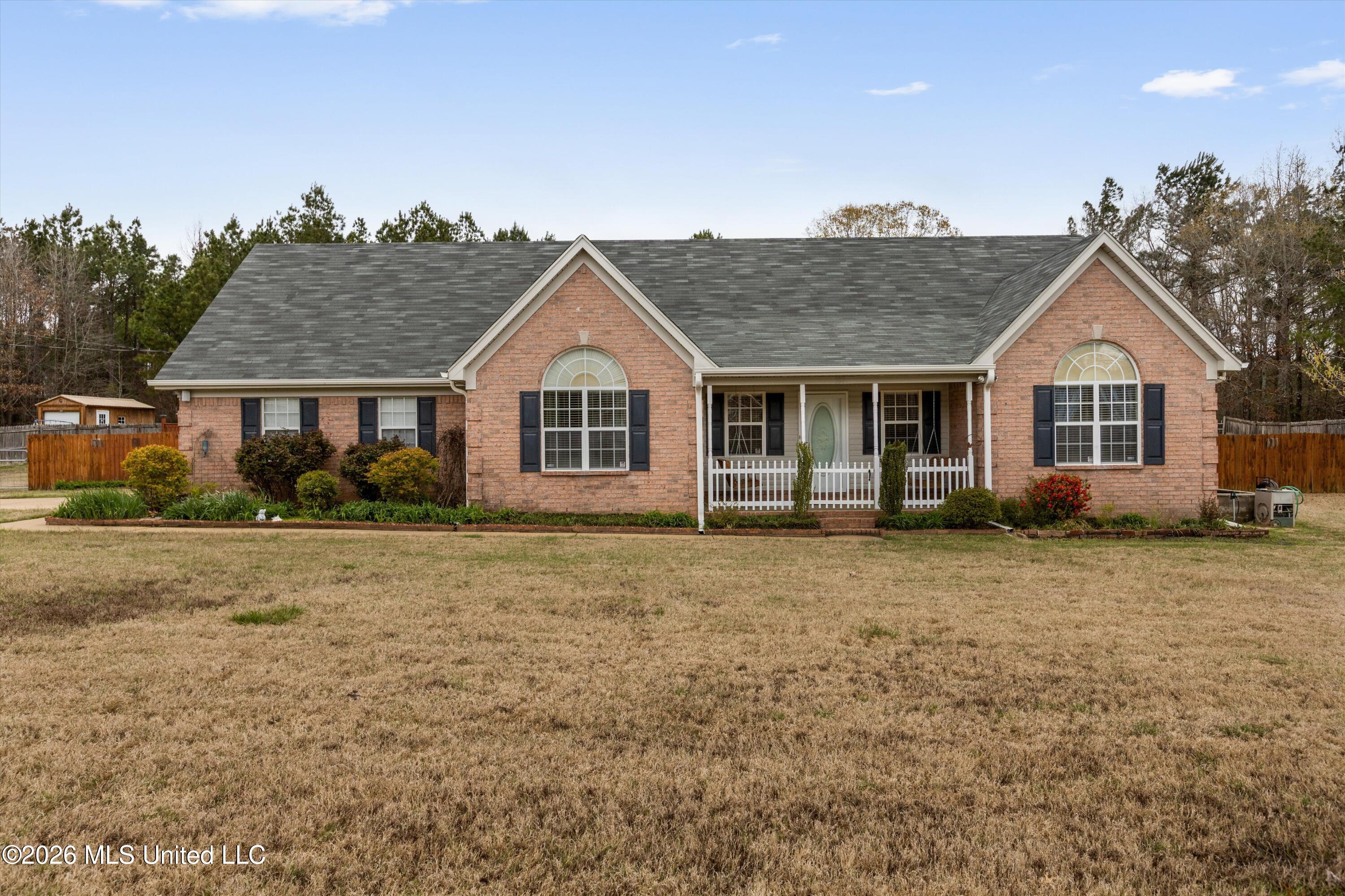 107 Hummingbird Lane