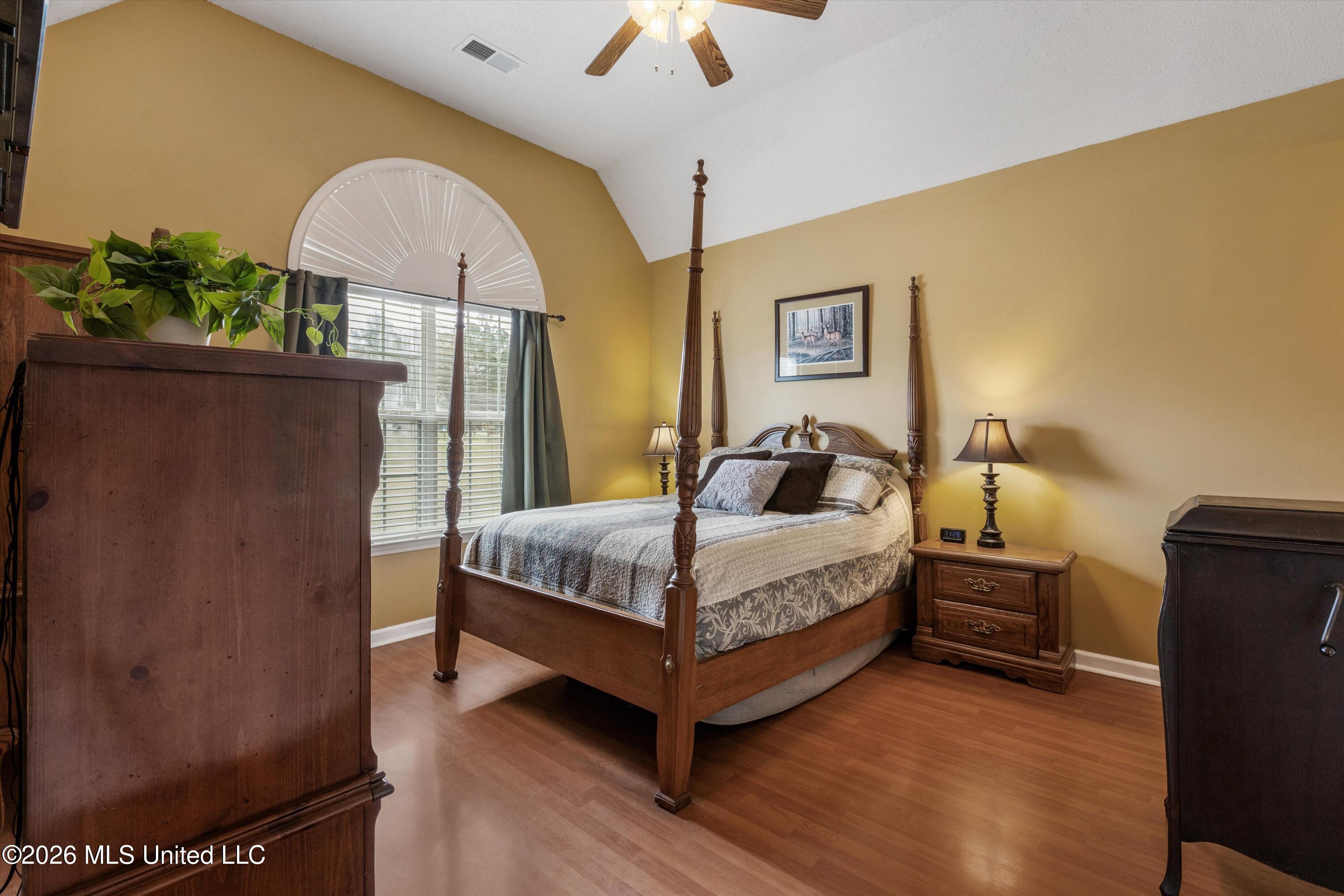 107 Hummingbird Lane