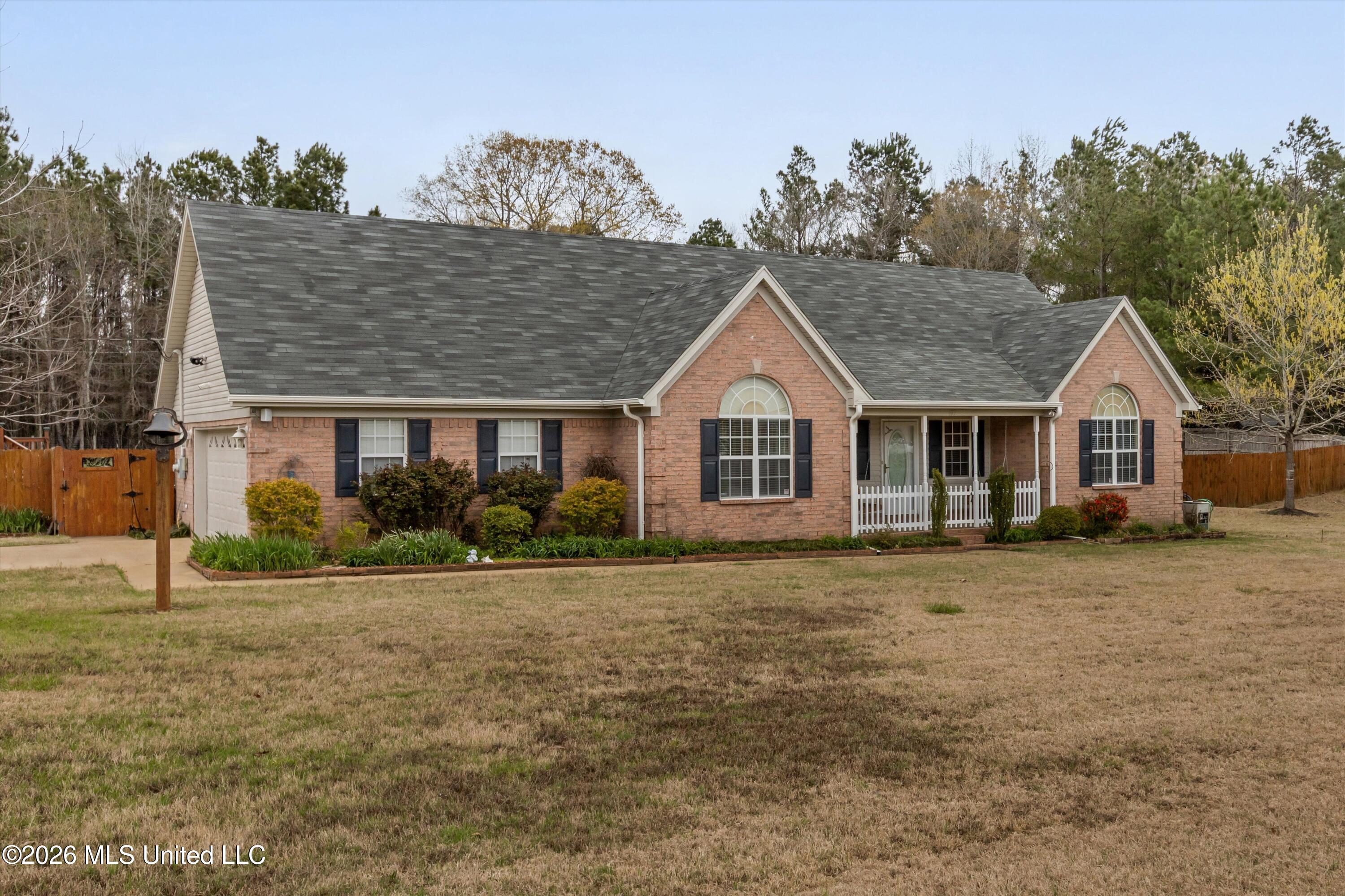 107 Hummingbird Lane