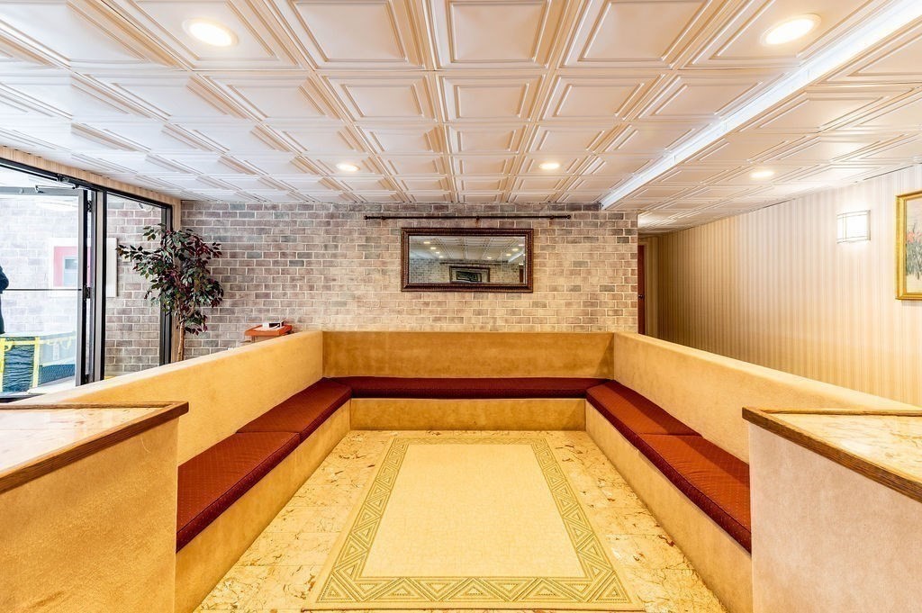 159 Main Street # 6A