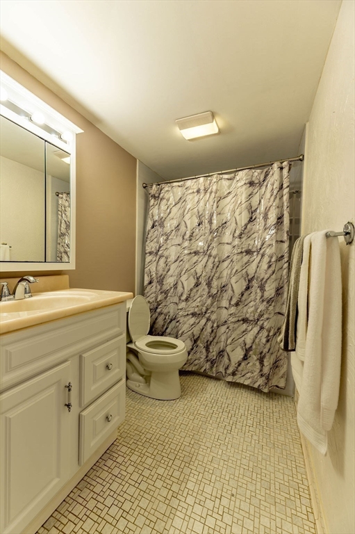 159 Main Street # 6A