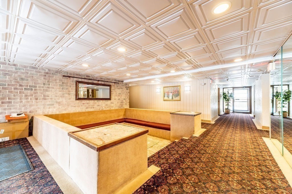 159 Main Street # 6A