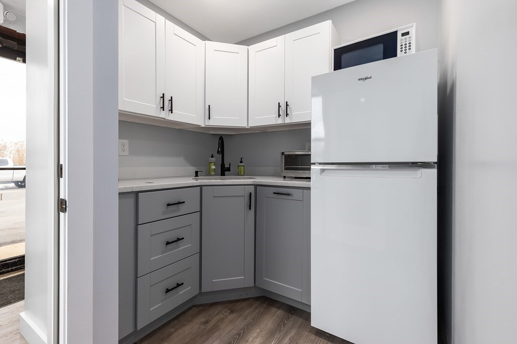 18 Henry Graf Junior Rd # 22