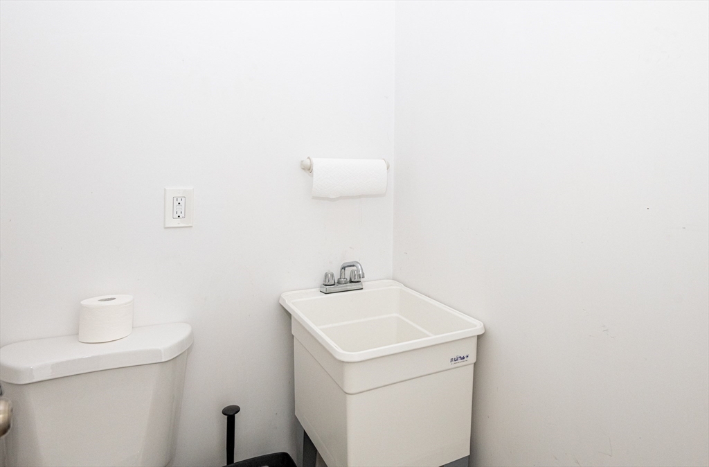 18 Henry Graf Jr Road # 22