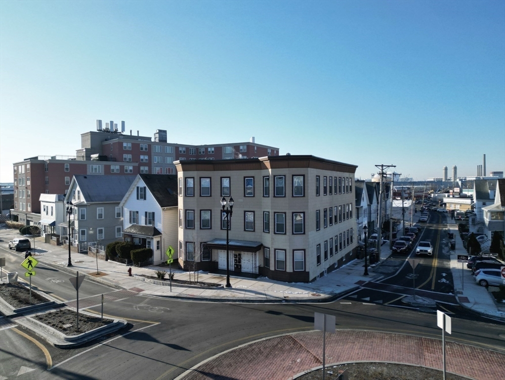 181-183 Chelsea St