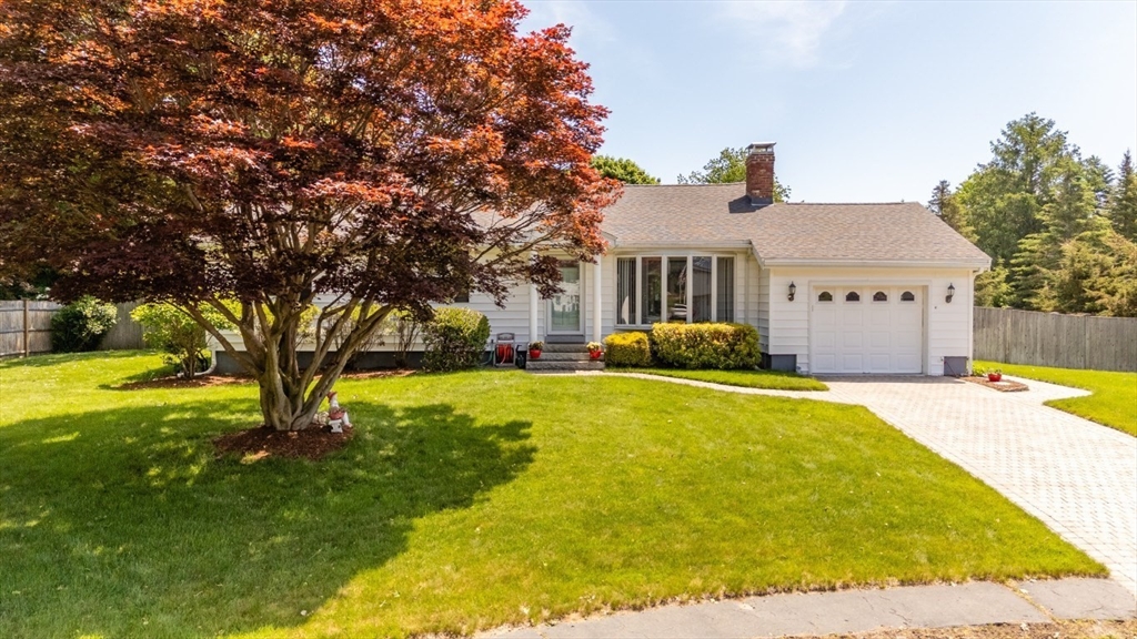 15 Fernwood Road