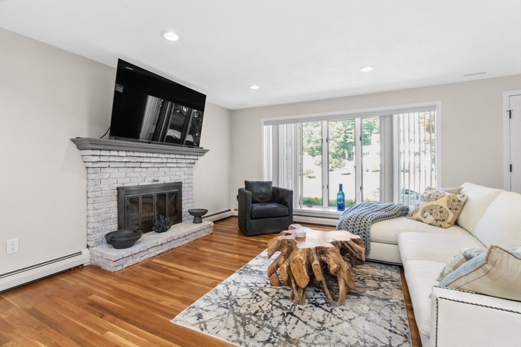 15 Fernwood Road