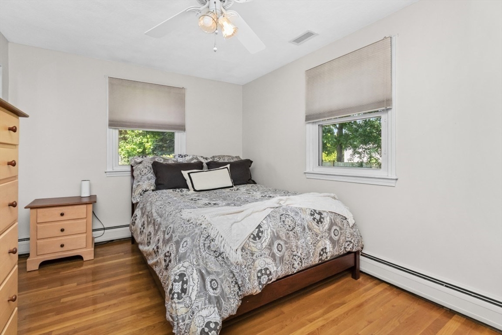 15 Fernwood Road
