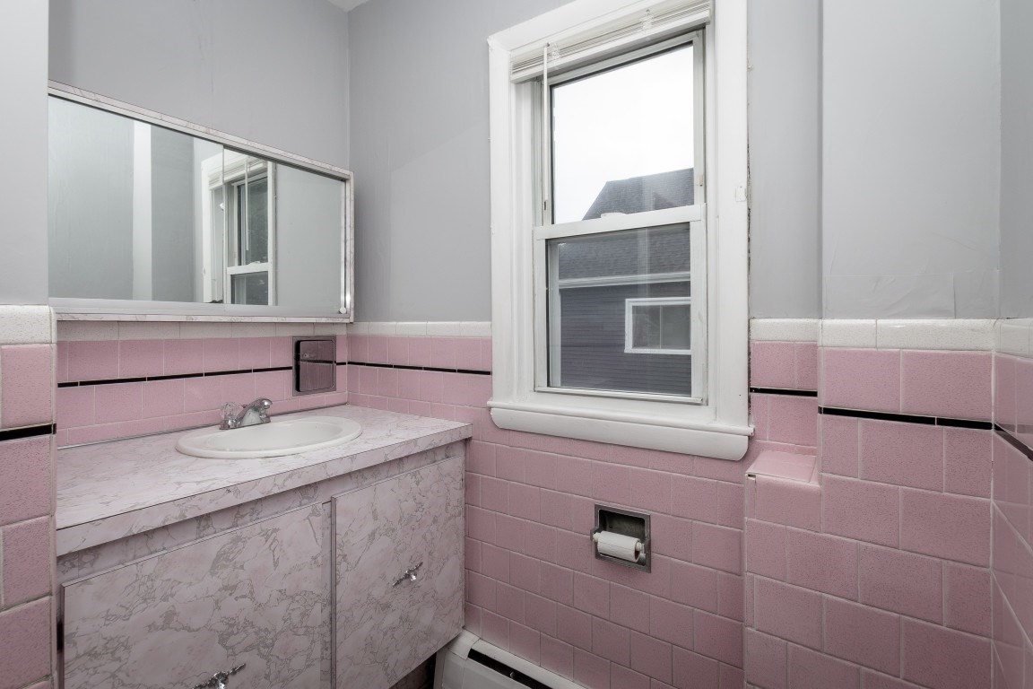 98 Winter St # 2