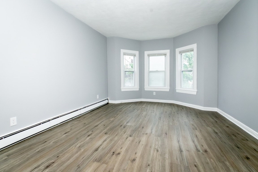 25 W Wyoming Ave # 6
