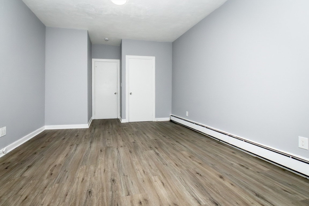 25 W Wyoming Ave # 6