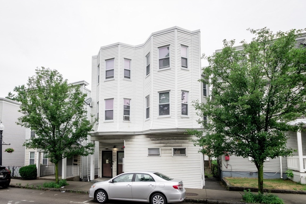 25 W Wyoming Ave # 6