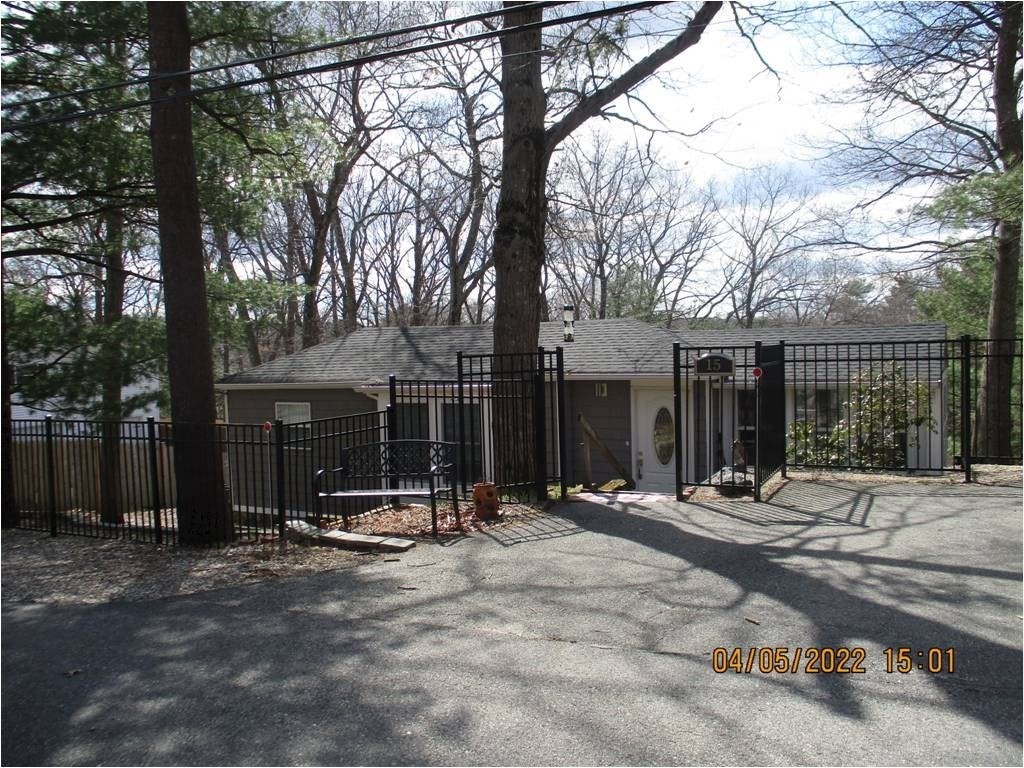 15 Hilldale Ave