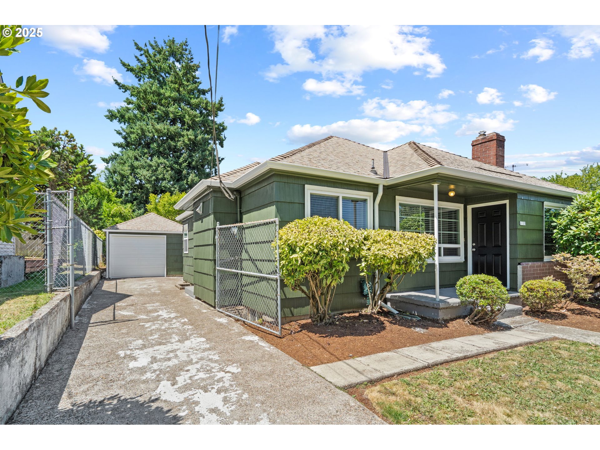 6105 NE 18TH AVE