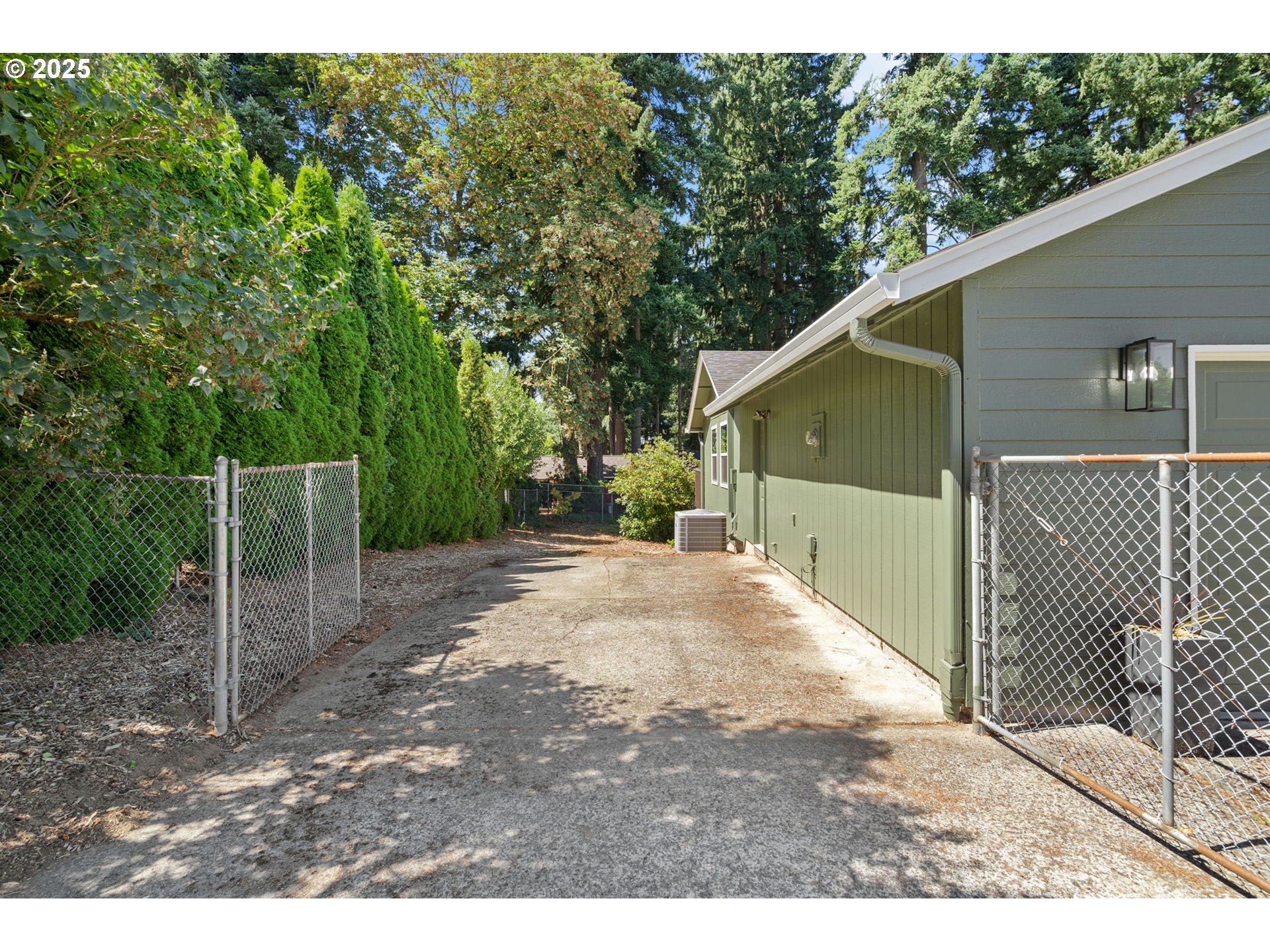 2308 NE 125TH AVE