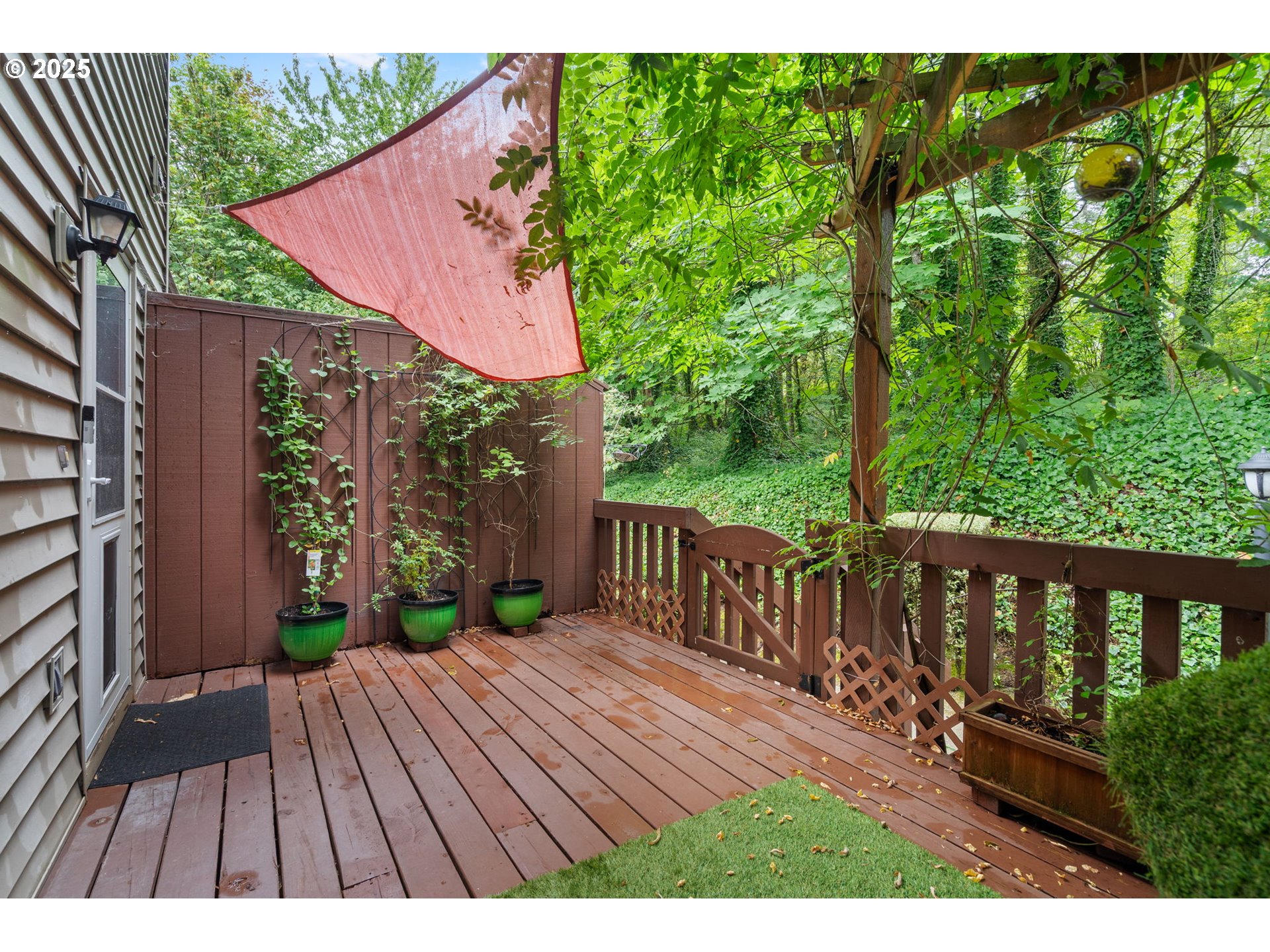 24066 NE TREEHILL DR