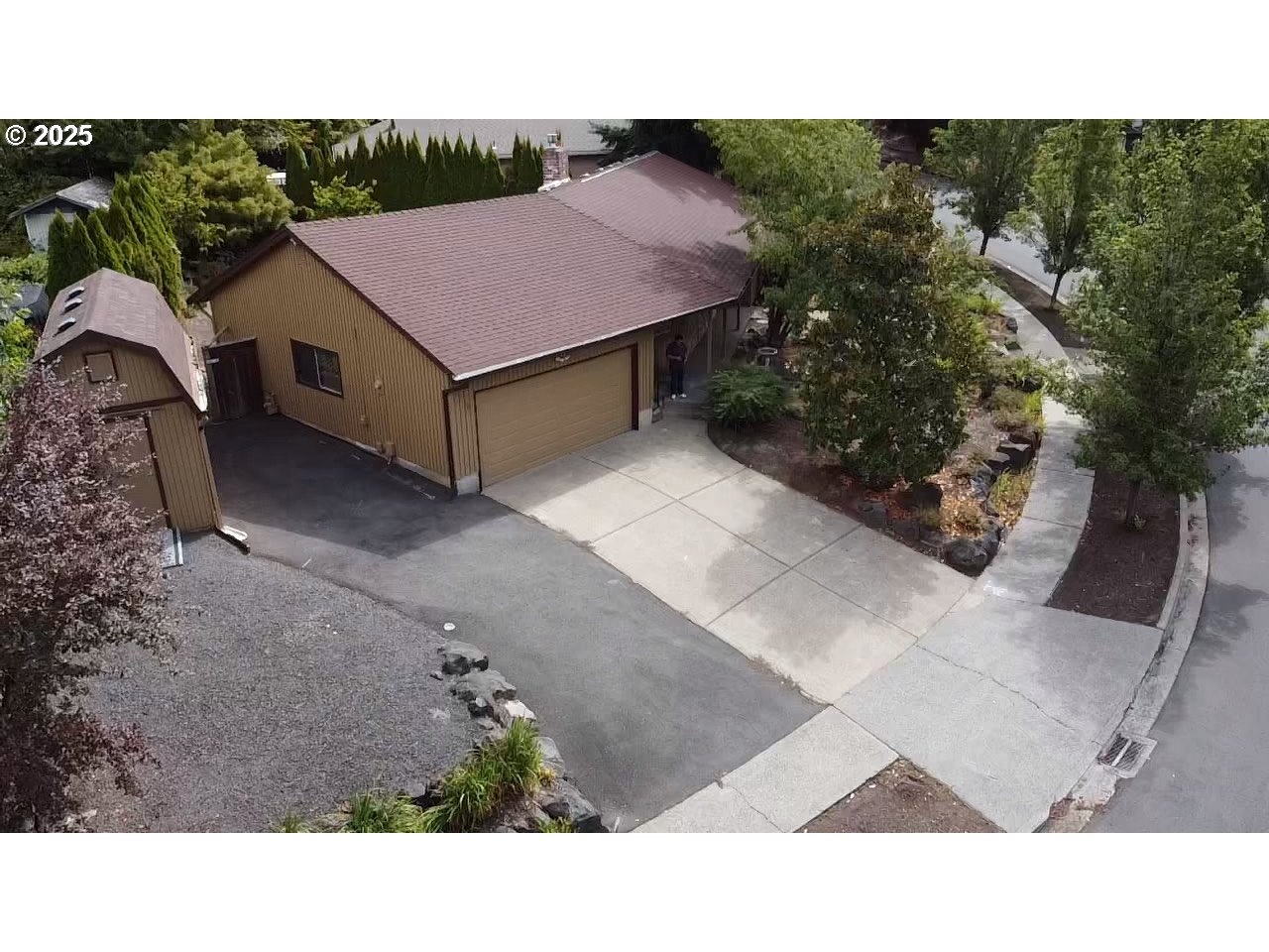 9740 SW NEW FOREST DR