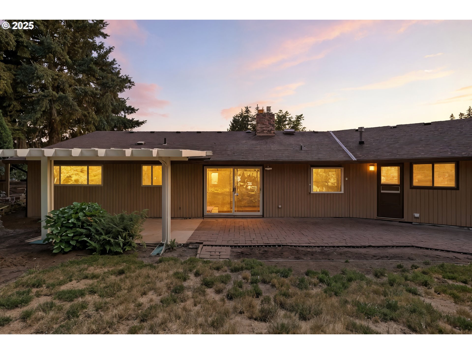 9740 SW NEW FOREST DR