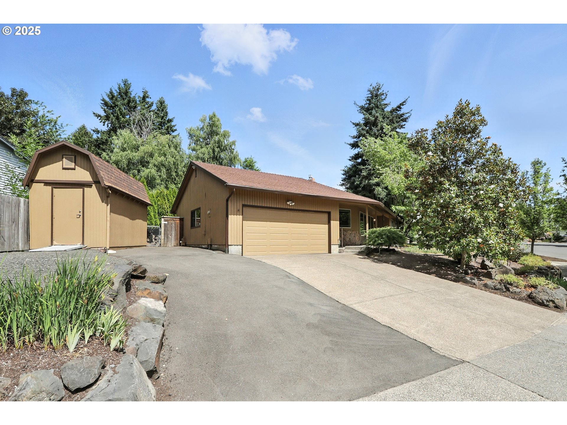 9740 SW NEW FOREST DR