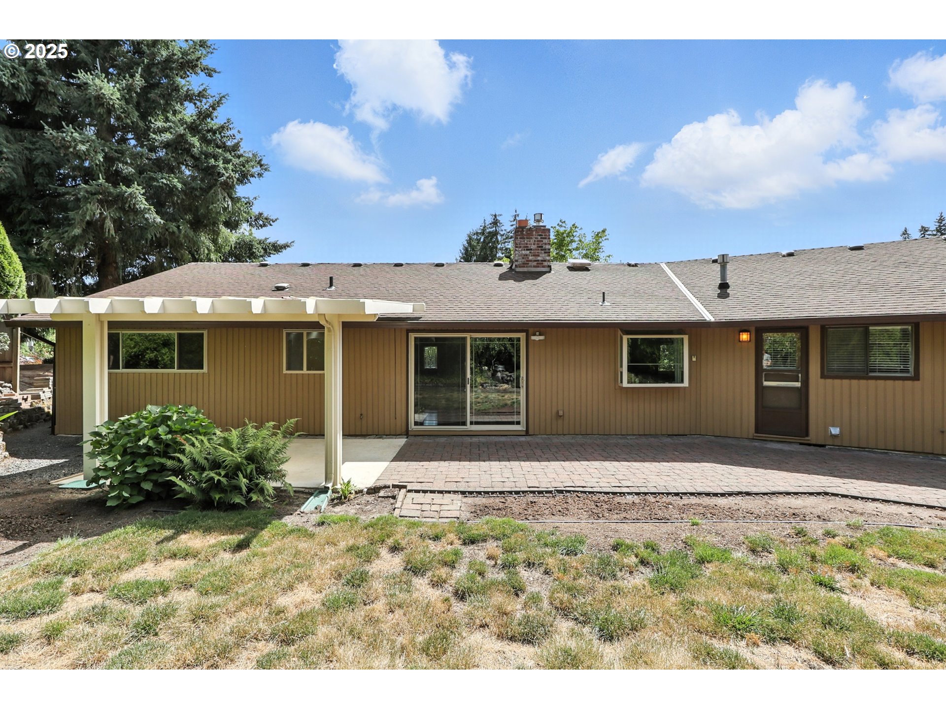 9740 SW NEW FOREST DR