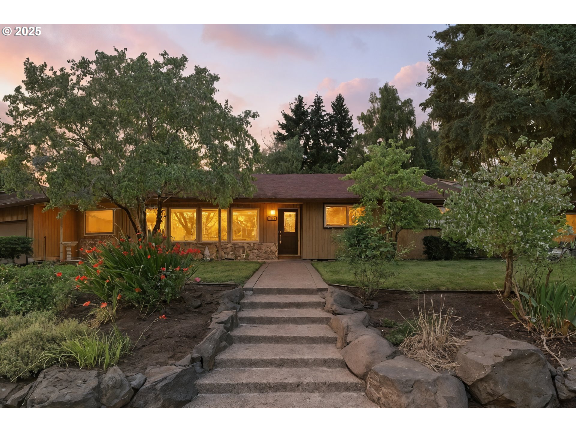 9740 SW NEW FOREST DR