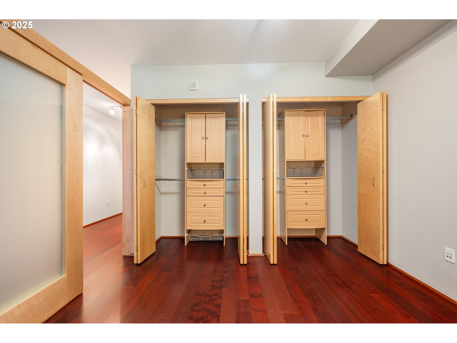 1221 SW 10TH AVE 311