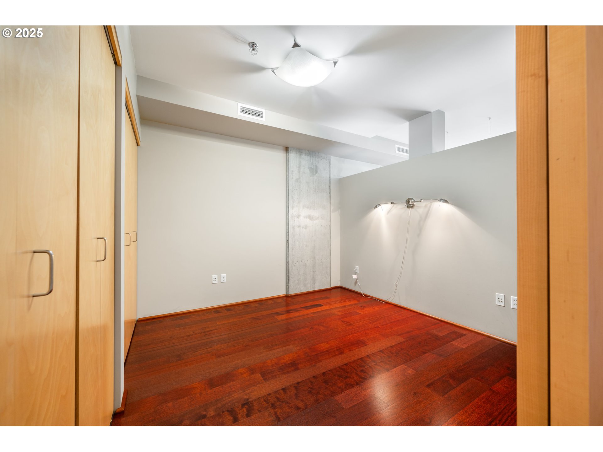 1221 SW 10TH AVE 311