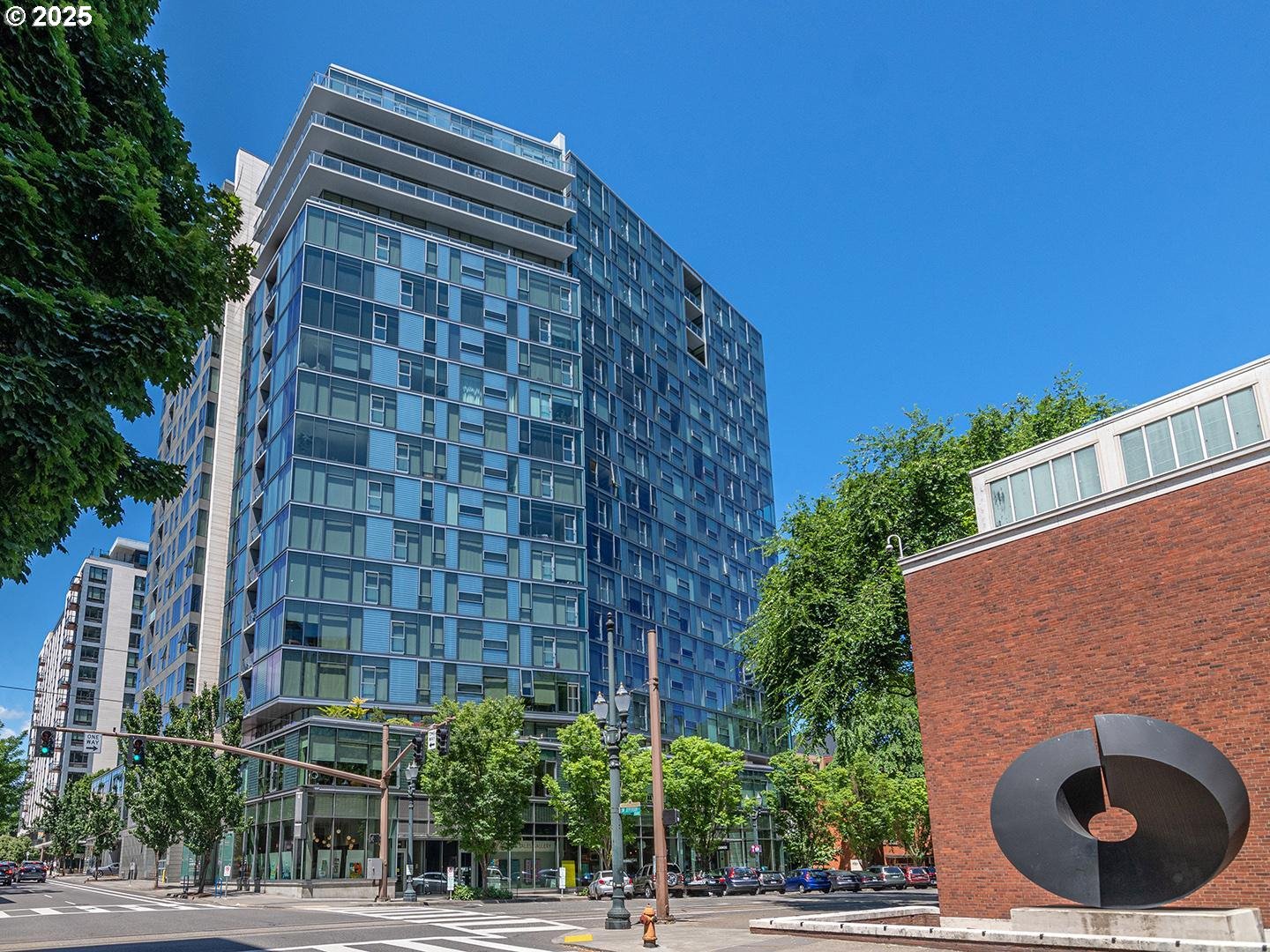 1221 SW 10TH AVE 311