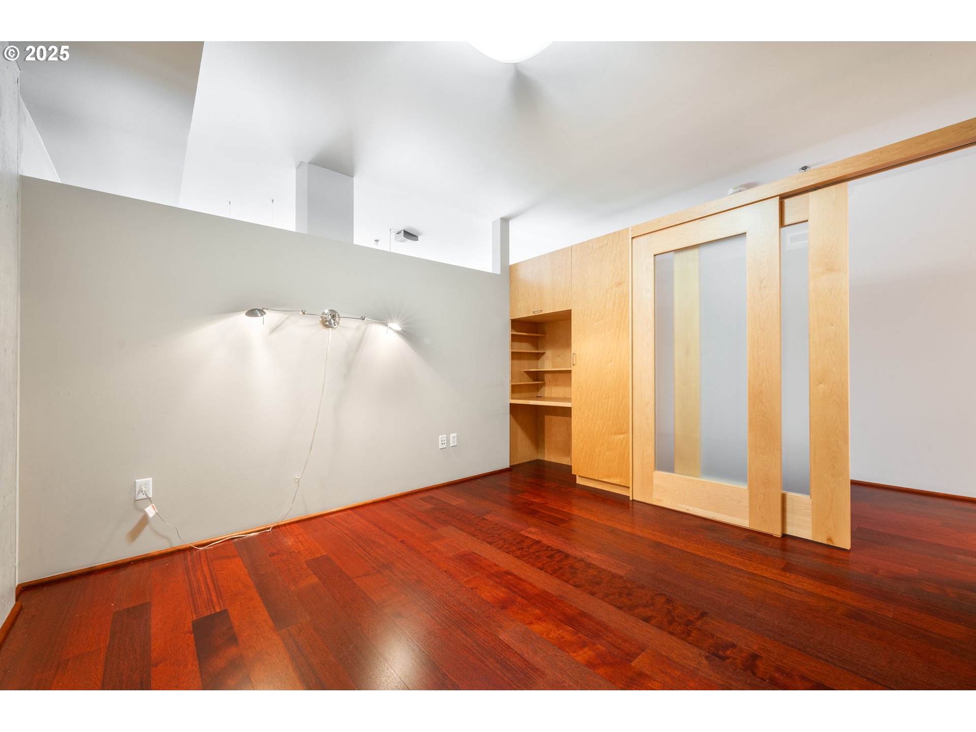 1221 SW 10TH AVE 311