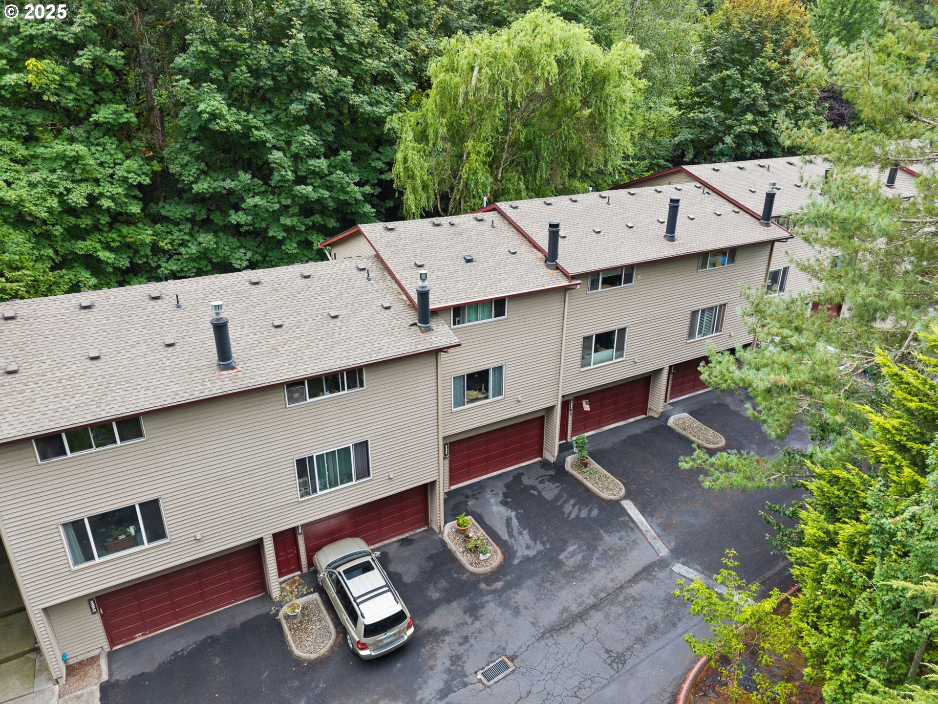 24066 NE TREEHILL DR