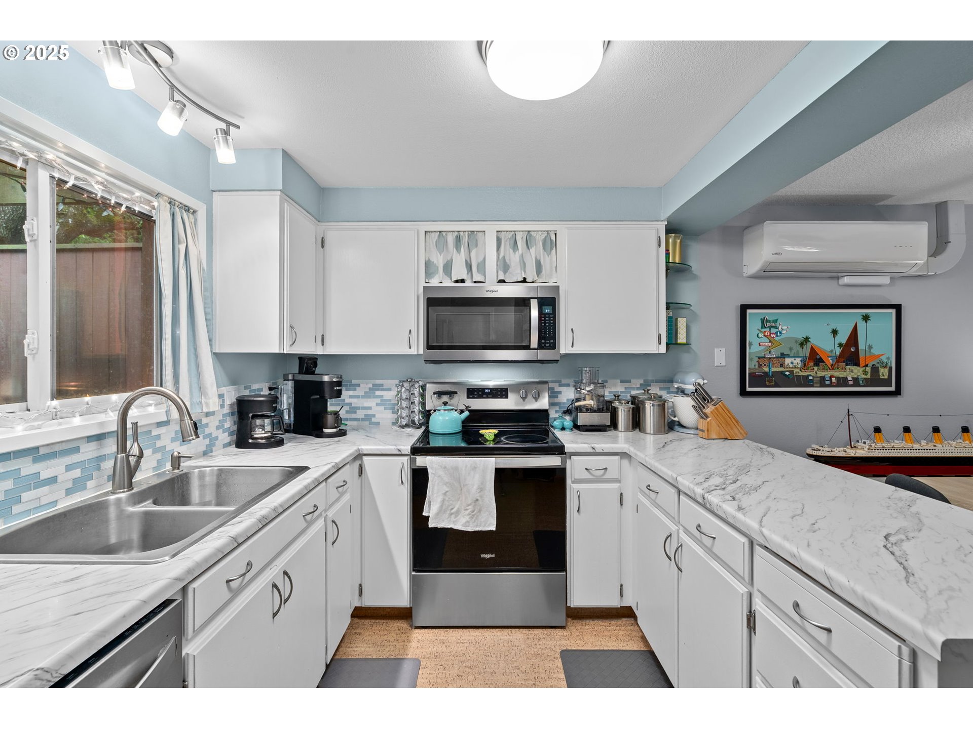 24066 NE TREEHILL DR