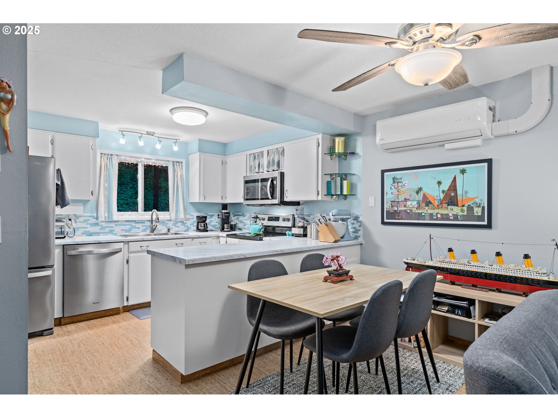 24066 NE TREEHILL DR