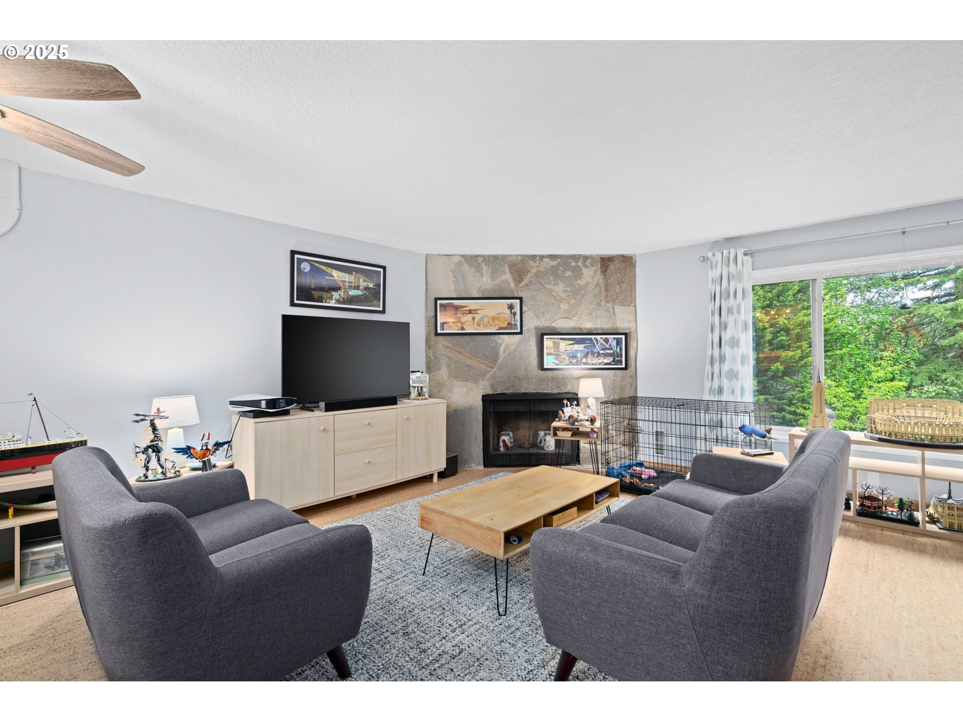 24066 NE TREEHILL DR