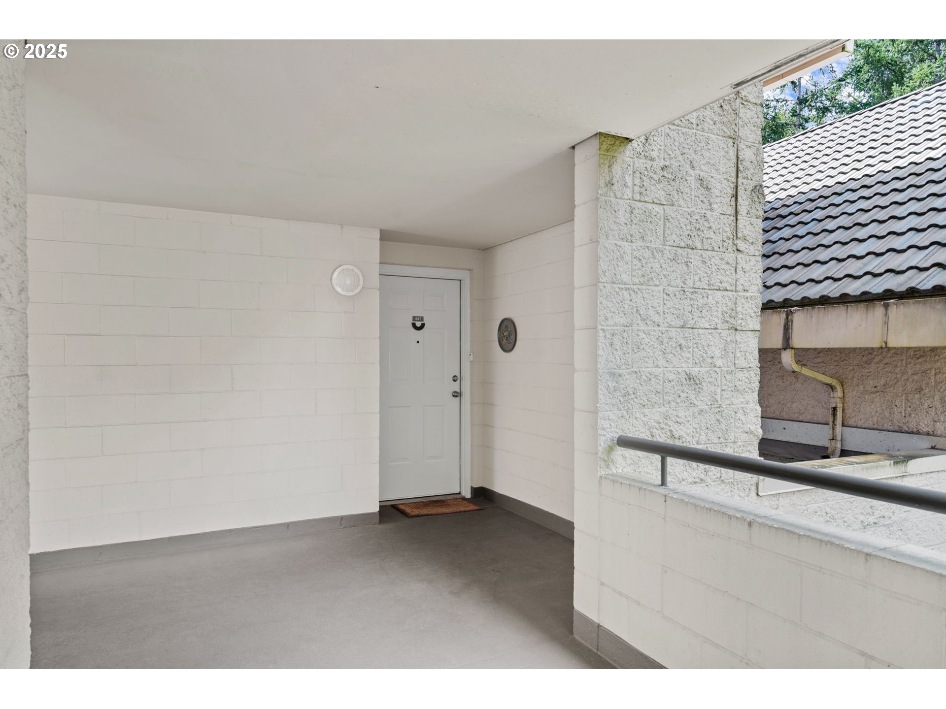 6665 W BURNSIDE RD 447