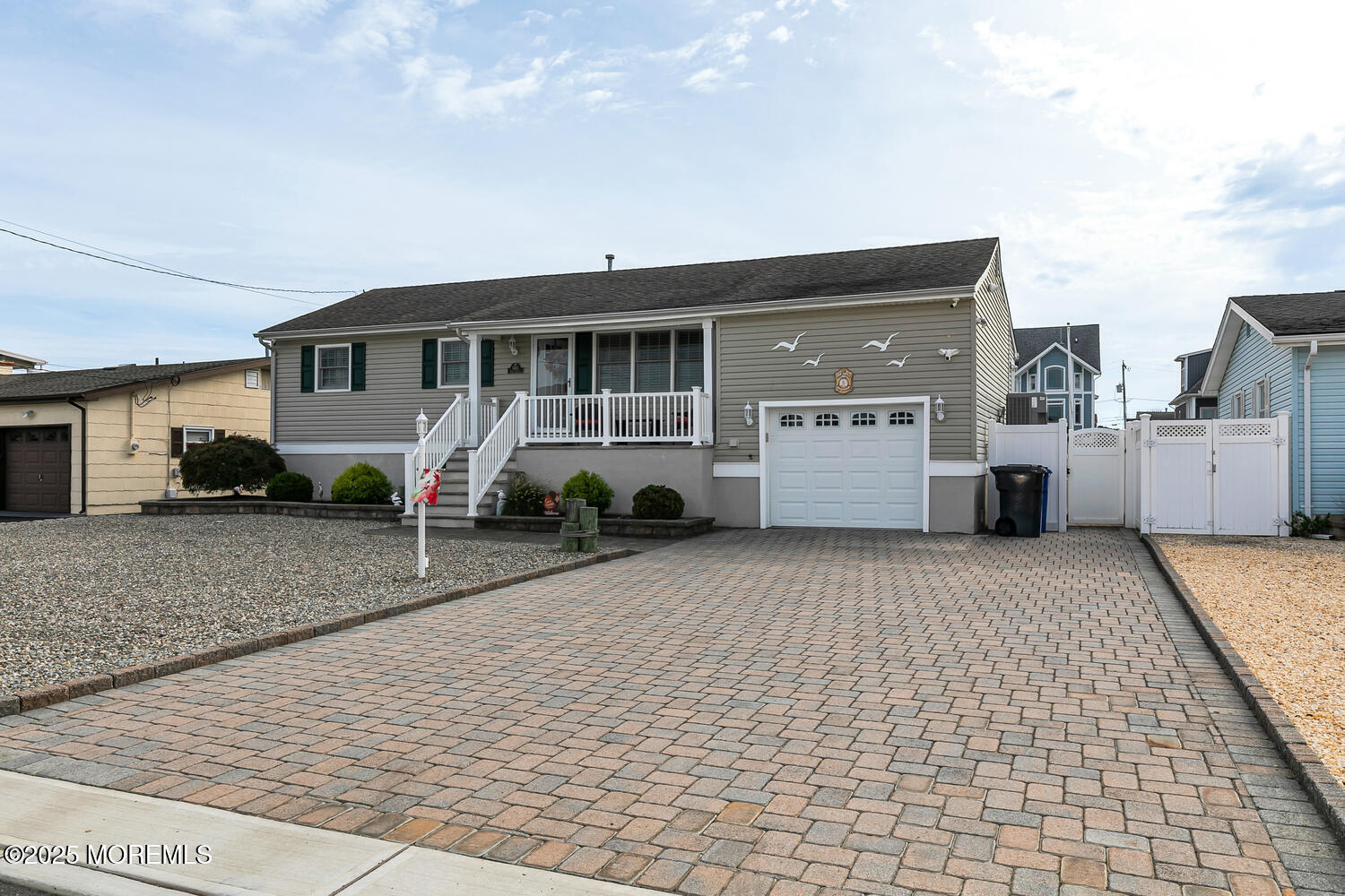 1943 Pinta Court