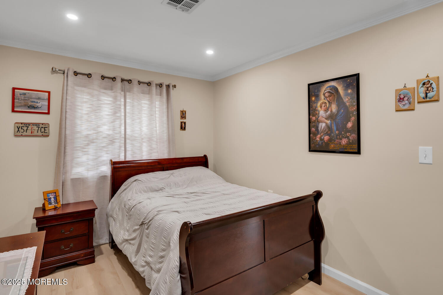 2 Capri Court