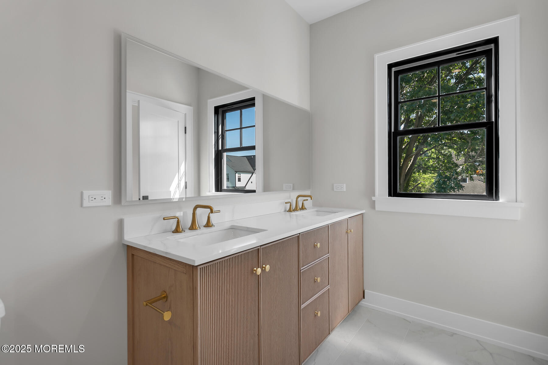 121 Black Point Road