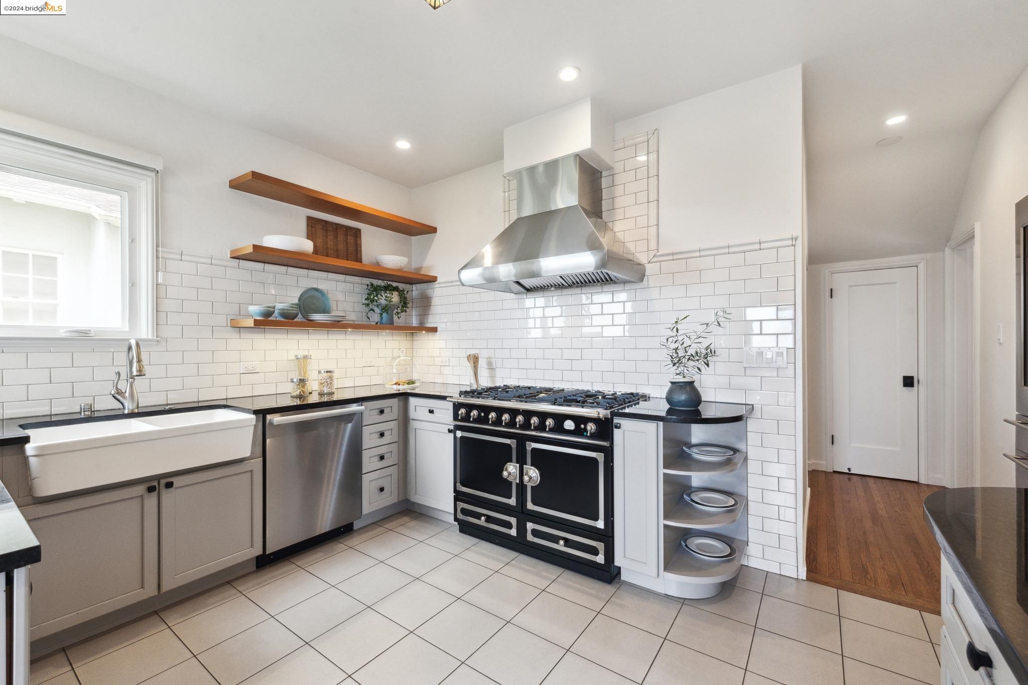 450 Vassar Ave
