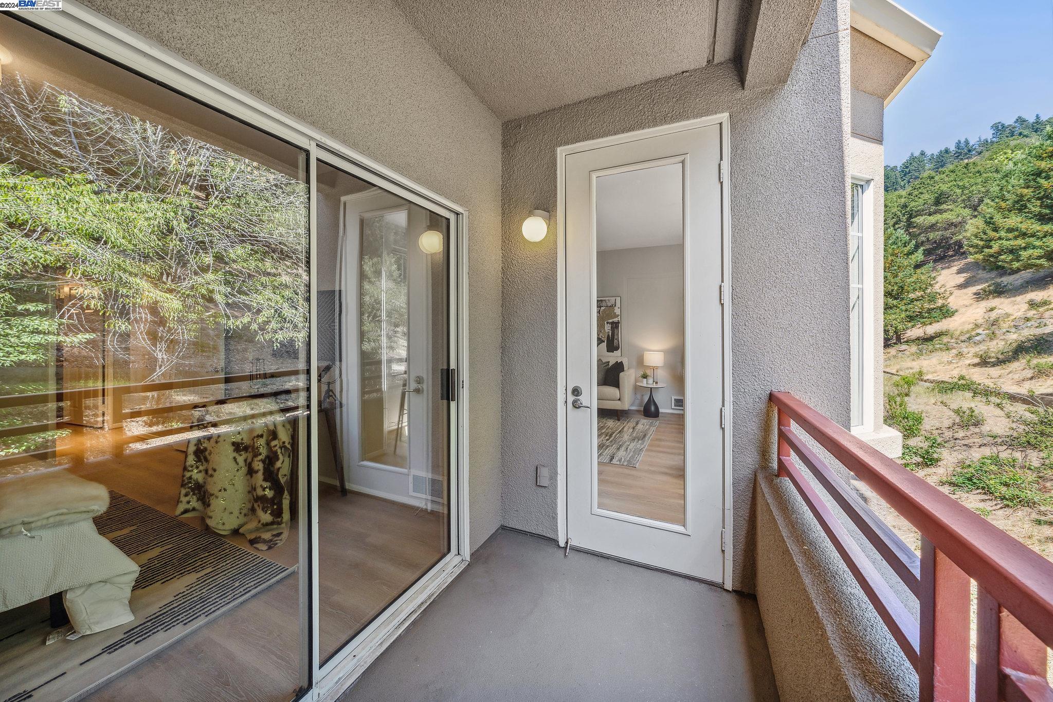 240 Caldecott Lane # 210