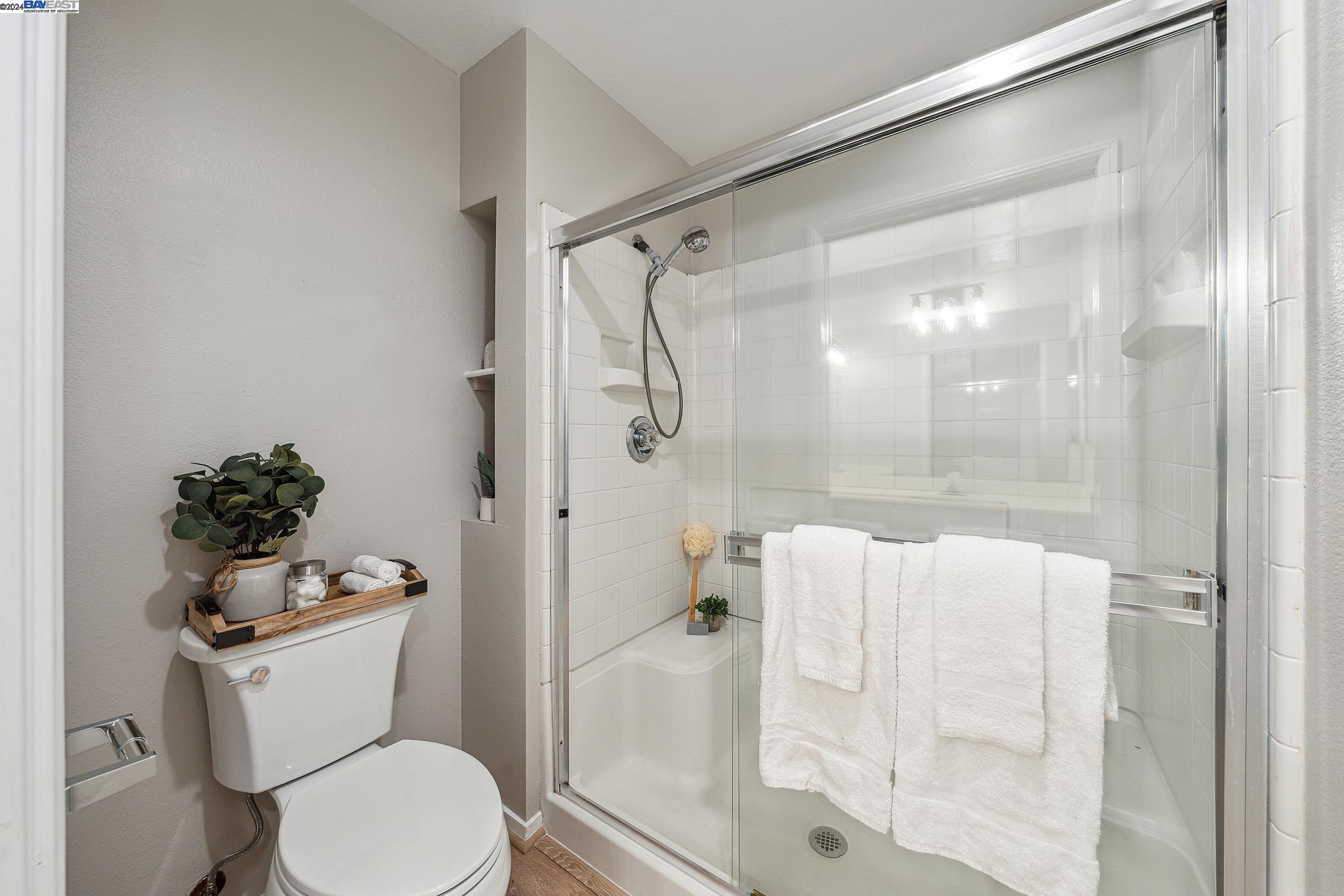 240 Caldecott Lane # 210