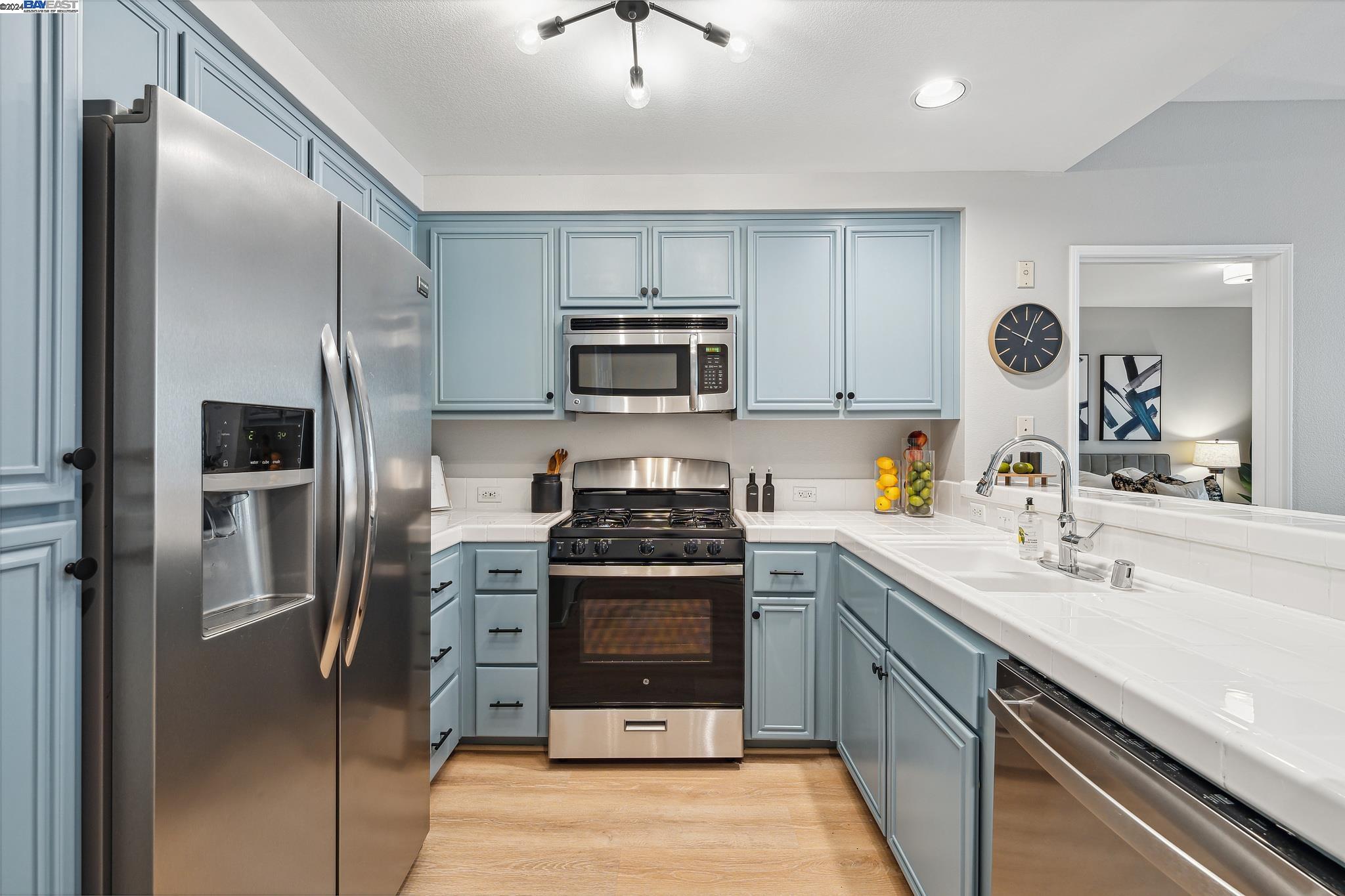 240 Caldecott Lane # 210