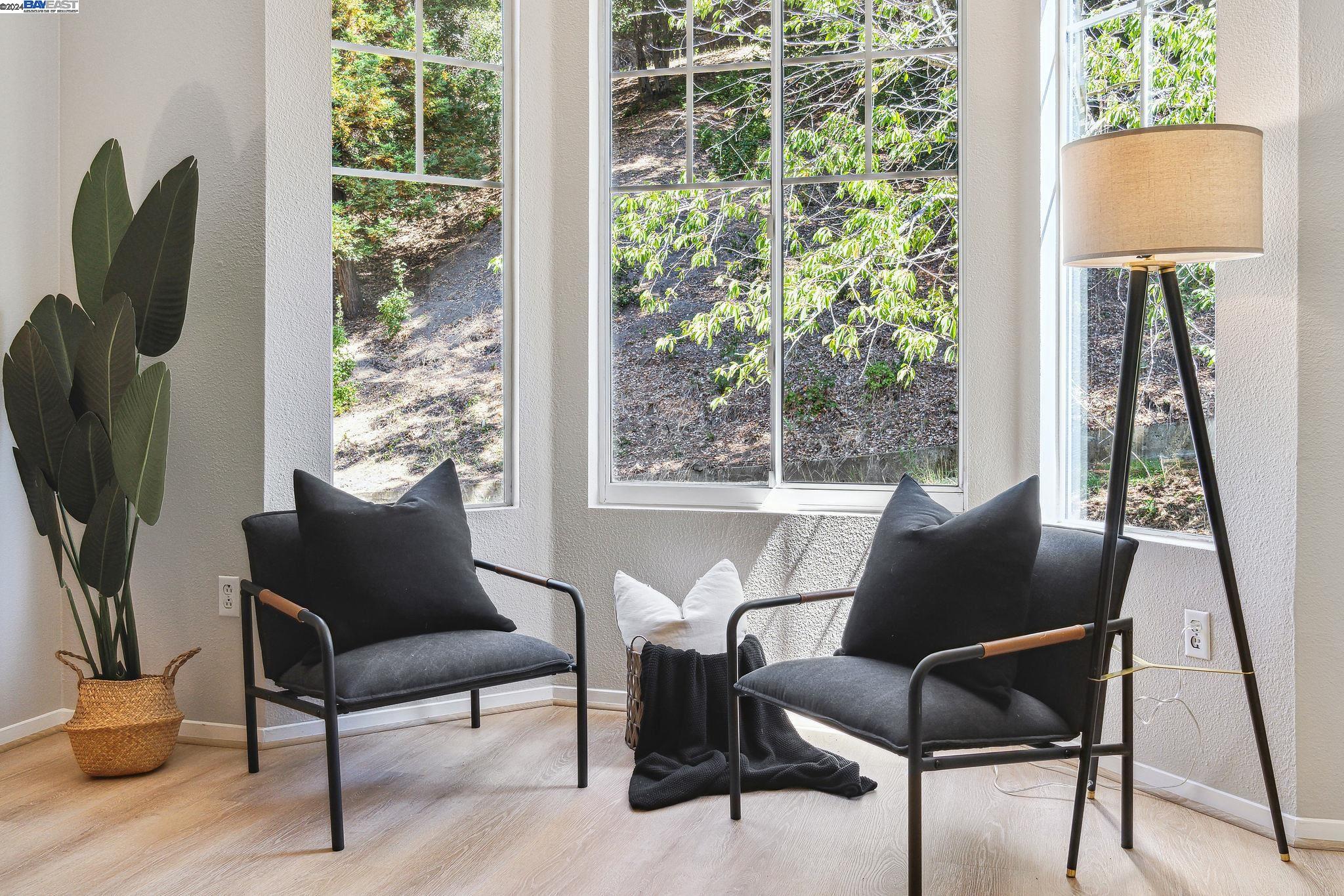 240 Caldecott Lane # 210